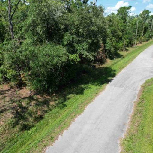 8405 Mantua Ave, Sebring, FL 33872